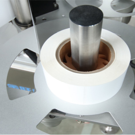 Automatische Doppelseitige Flachflasche TN-150K Aufkleberkennzeichnungsmaschine 220V 2,2KW