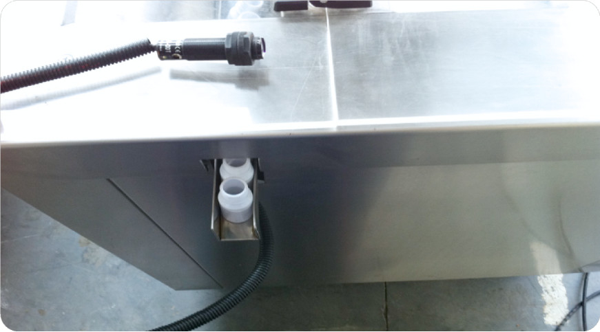 Roboter-Flaschen-Entklemmmaschine LP-120 Schnelle Flaschengrößenwechsel 20-100ml für 20ml-100ml Flaschenfülllinie