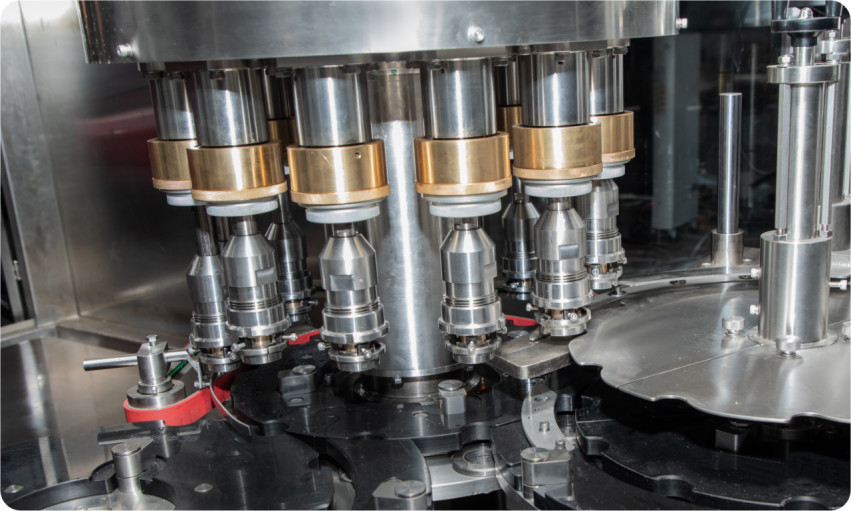 GX-16-12TS Hochgeschwindigkeits-Folge-Typ integrierte Füllkappenmaschine 10000BPH 380V 6KW