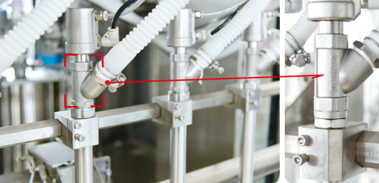 Kolbenflüssigkeitsfüllmaschine mit servomotorgetriebenem Füllsystem und PLC-Steuerung für eine gleichbleibende Verpackungsleistung