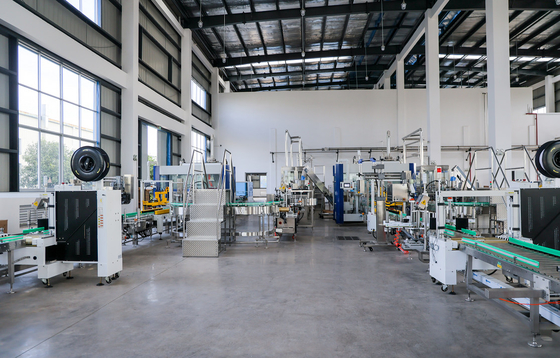 16 Düsen-Schädlingsbekämpfungsmittel-Füllmaschine-Verpackungsmaschine 50-1000mL 60 Bpm